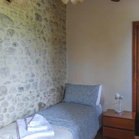 Stunning In * Montone (Umbria)