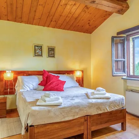 Lovely In With Wifi Сasa de vacaciones Montone (Umbria)
