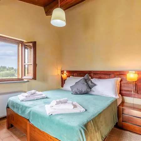 Pet Friendly In With Swimming Pool Montone (Umbria)